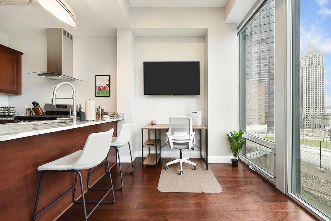 Hostwise Stays - The Washington At Chatham - Free Parking, Private Gym, Skyline Views! Pittsburgh Exterior foto